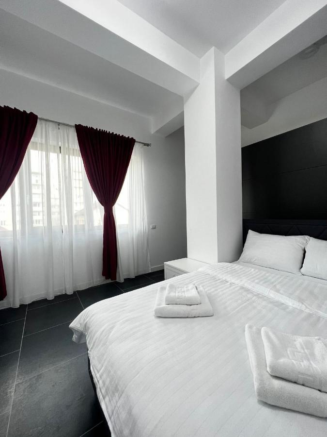 Cozy Aparthotel - Central City Suceava Bagian luar foto