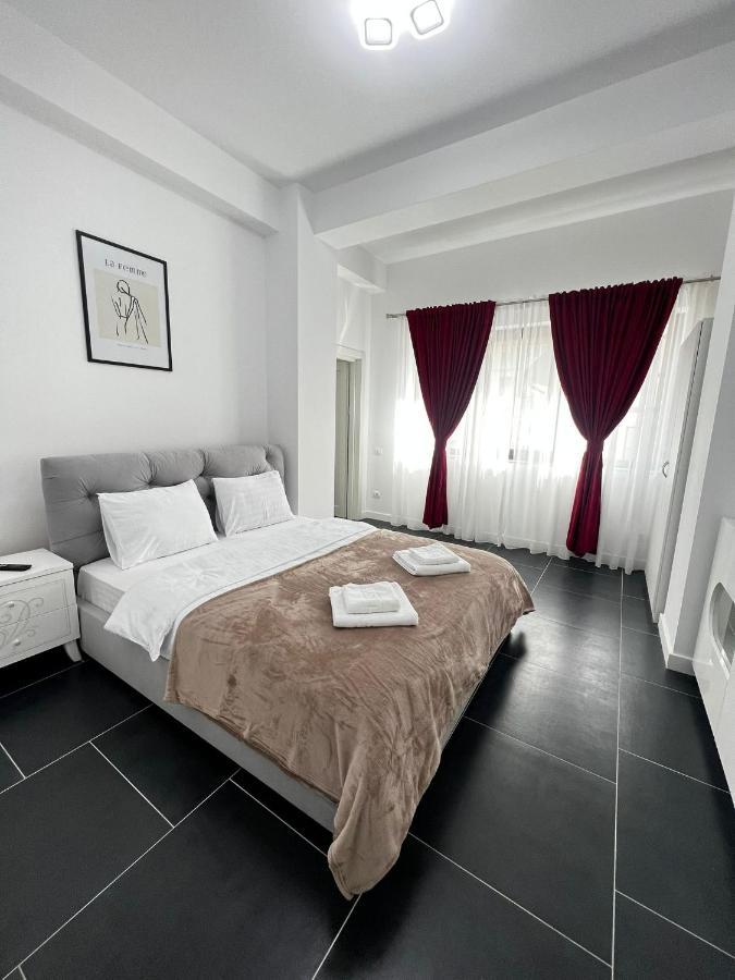 Cozy Aparthotel - Central City Suceava Bagian luar foto