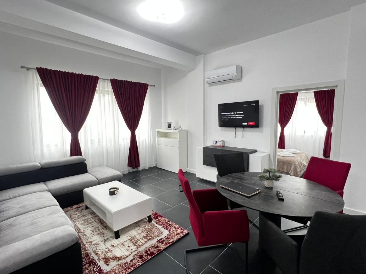 Cozy Aparthotel - Central City Suceava Bagian luar foto