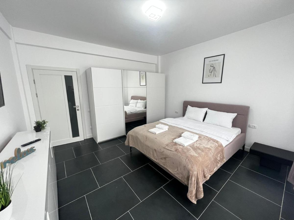 Cozy Aparthotel - Central City Suceava Bagian luar foto