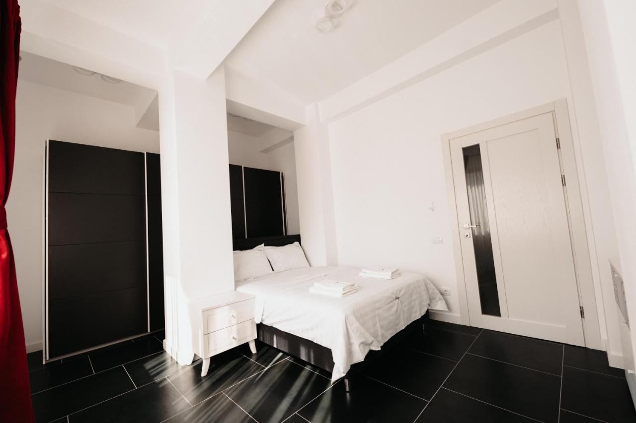 Cozy Aparthotel - Central City Suceava Bagian luar foto