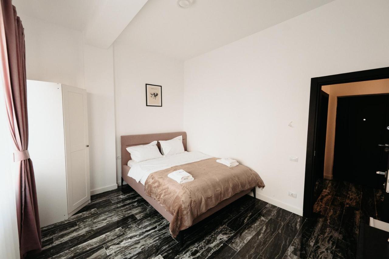 Cozy Aparthotel - Central City Suceava Bagian luar foto